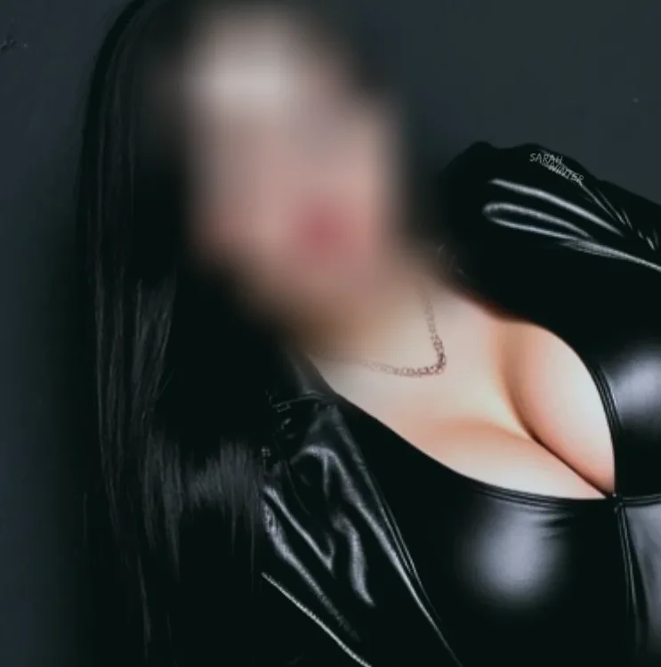 Aina, 37 años